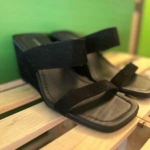 Wedge Slide Sandal - Black (WW)